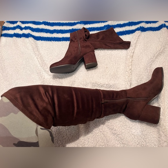 Christian siriano Brown Knee high suede heeled boot - Picture 6 of 6